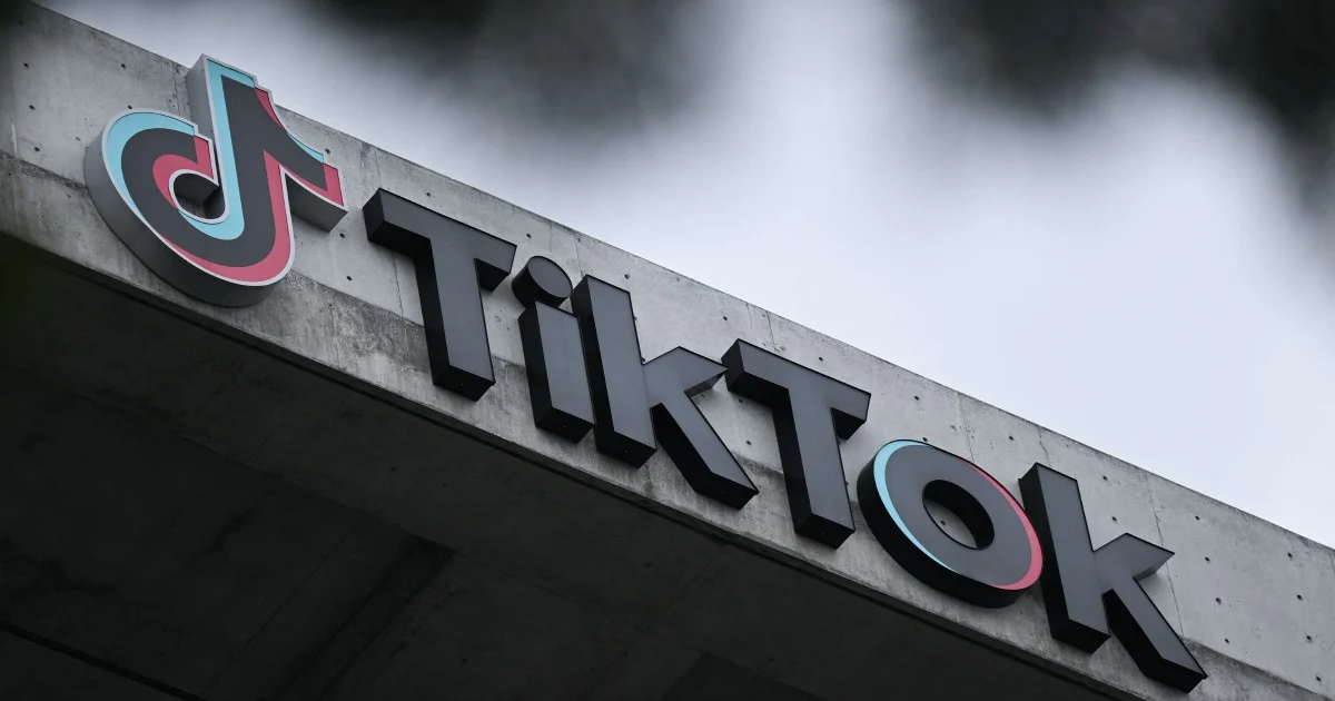 bh23tik-o_BHfield_image_socialmedia