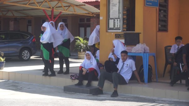 photo_6073208031878953150_x