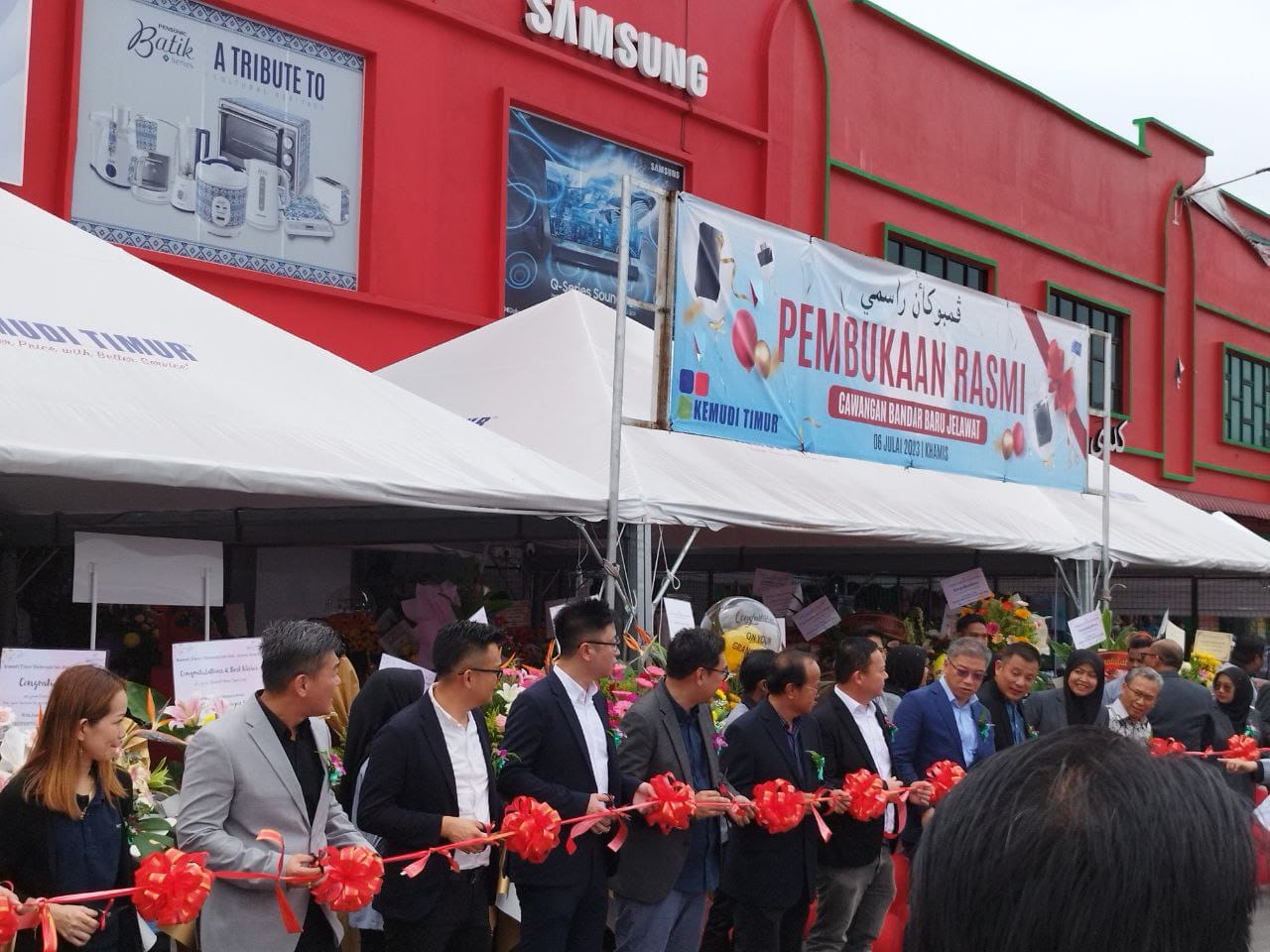 TOPIK: 100% BUMIPUTERA, KEMUDI TIMUR BUKA CAWANGAN KE-20