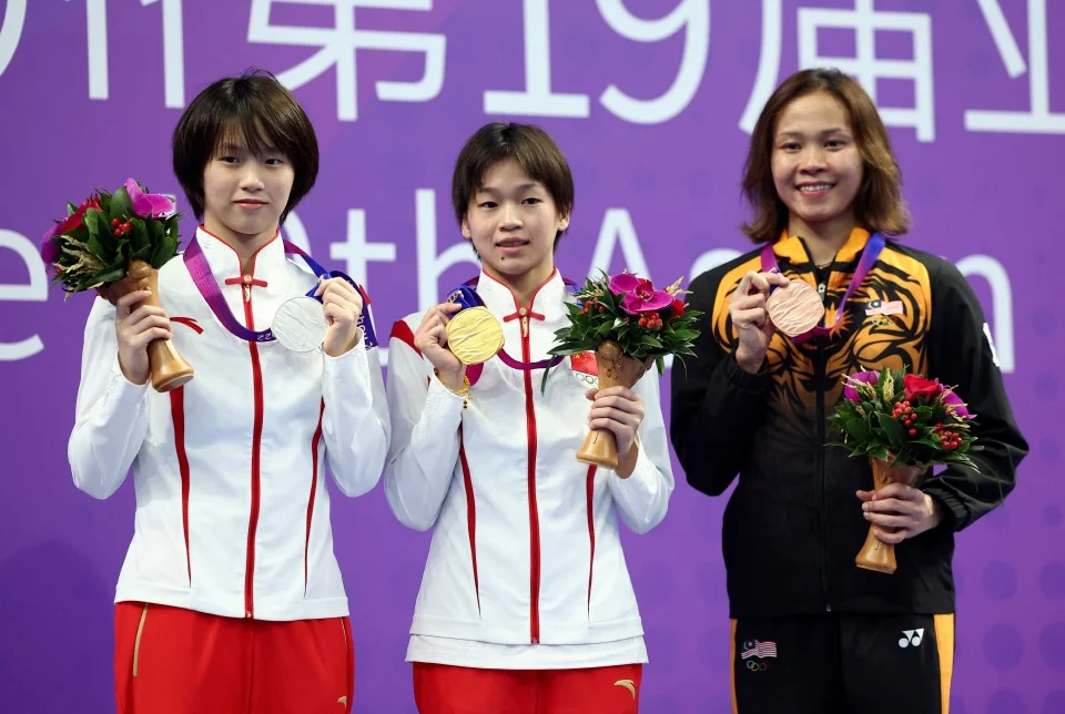 FAKTOR USIA TUNTUT PANDELELA JALANI LATIHAN SECARA BIJAK