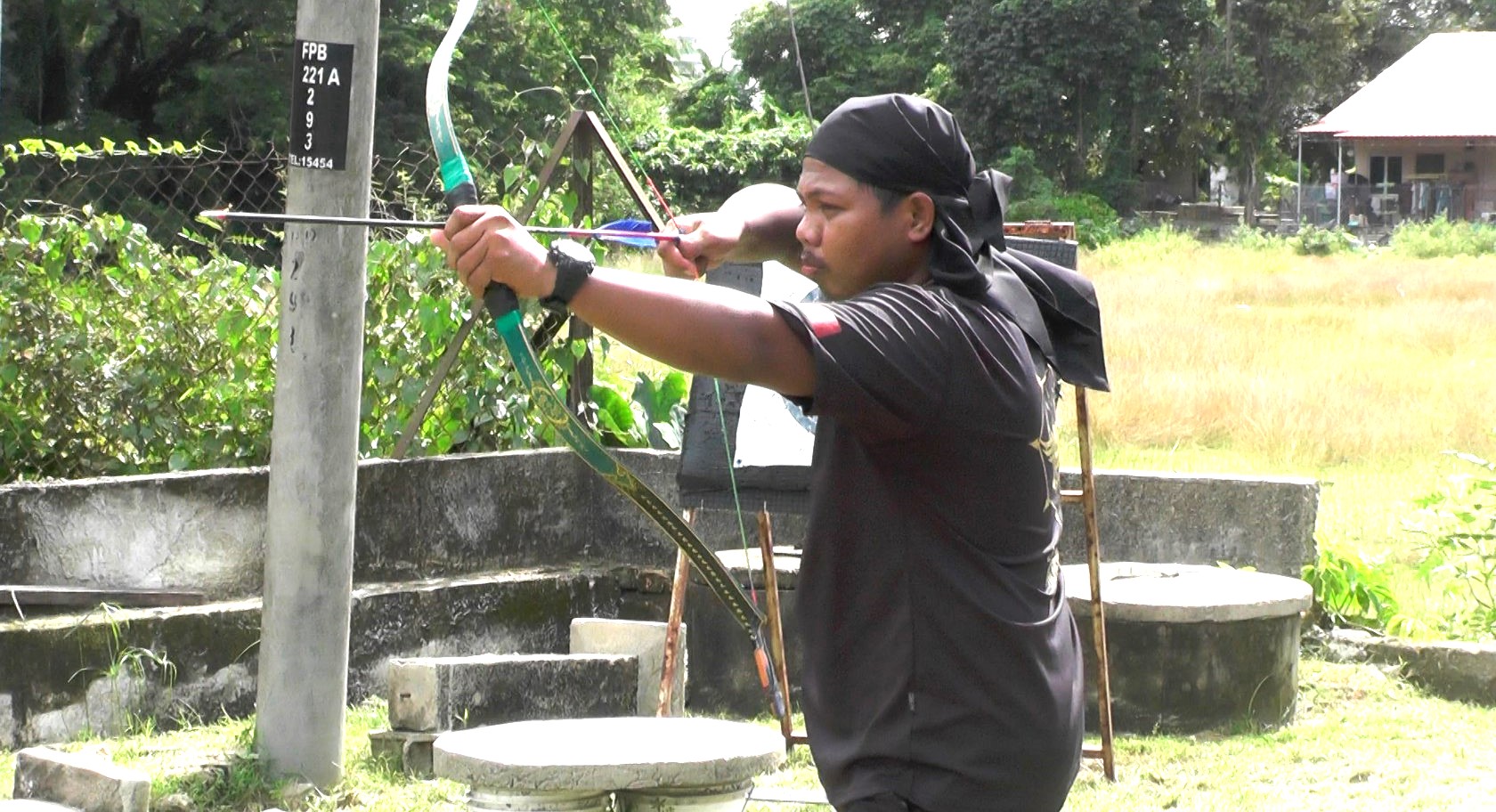 TEMBAKAN KOSONG BOLEH ROSAKKAN BUSUR MEMANAH