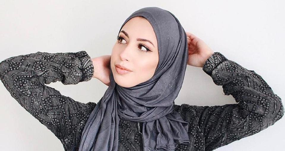 Copy_Of_Rambut_sihat_sebalik_tudung_HMfield_image_listing_featured_v2.var_1597271438