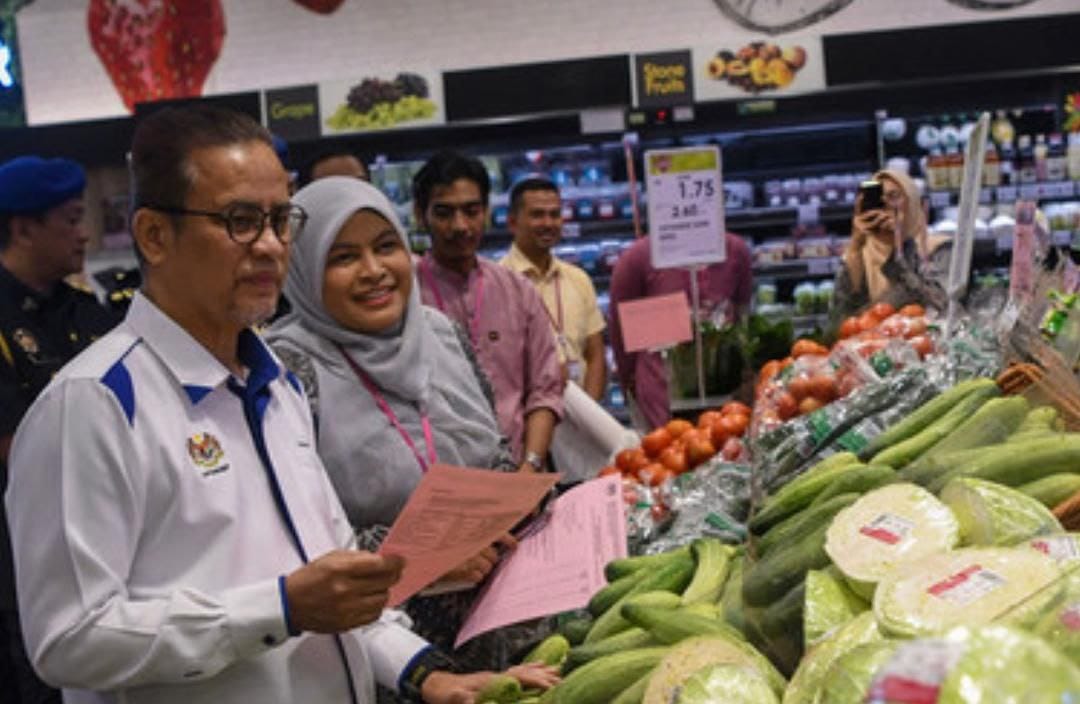 KPDN KELANTAN MAKLUM BEKALAN MINYAK MASAK BERKURANGAN MUSIM PERAYAAN