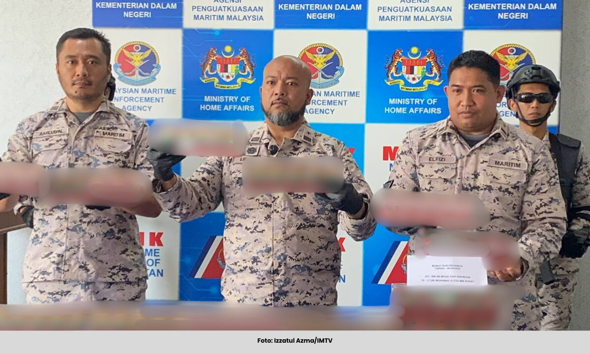 MARITIM KELANTAN RAMPAS 1.2 JUTA BATANG ROKOK PUTIH