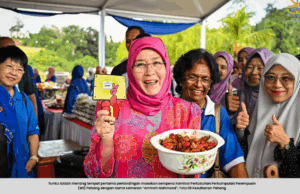 TENGKU AMPUAN PAHANG MENANG PERTANDINGAN MASAKAN ACAR BUAH, JURI TAK SANGKA AIR TANGAN DIRAJA