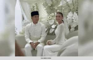 EYKA FARHANA SAH BERGELAR ISTERI AKHYAR RASHID