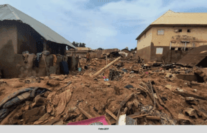 BANJIR BESAR DI NIGERIA RAGUT 700 NYAWA SETAKAT INI