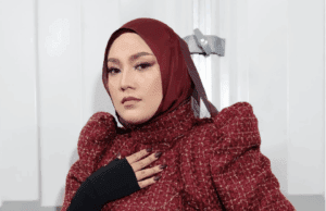 SHILA AMZAH BERI BAYANGAN PENYANYI LEGENDA PADA KAPSYEN?