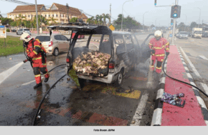 VAN MUSNAH 70 PERATUS DALAM KEBAKARAN DI MACHANG