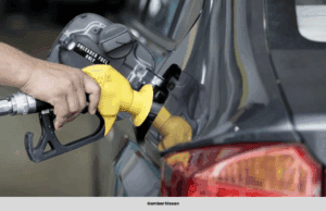 CUBAAN SELEWENG PETROL TUMPAS