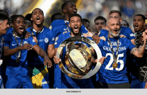 CARRAGHER PERSOAL HALA TUJU CHELSEA