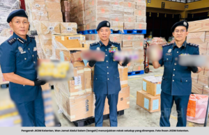 JKDM KELANTAN GAGALKAN JUALAN ROKOK SELUDUP, MINUMAN KERAS BERNILAI LEBIH RM300,000