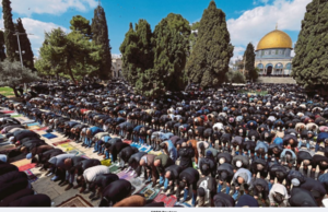 100,000 JEMAAH TUNAI SOLAT JUMAAT DI MASJID AL-AQSA