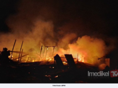 EMPAT RUMAH KOSONG TERBAKAR DI JALAN KELONCOR