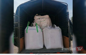 POLIS MARIN RAMPAS 10 TAN BERAS PUTIH IMPORT, TAHAN TIGA LELAKI