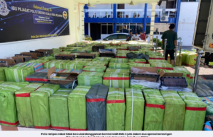 POLIS KELANTAN RAMPAS ROKOK SELUDUP LEBIH RM2.6 JUTA DI DUA LOKASI BERASINGAN