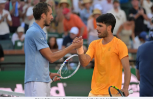 MEDVEDEV TAMATKAN REKOD TANPA KALAH ALCARAZ