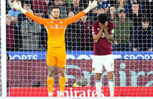 PERRI WIRA, LEEDS MARA KE SEPARUH AKHIR PIALA FA