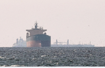 AS ARAH 28 KAPAL BERPATAH BALIK DI BAWAH SEKATAN PELABUHAN IRAN – CENTCOM