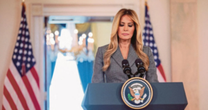 MELANIA TRUMP KECAM ‘PEMBOHONGAN’ YANG MENGAITKANNYA DENGAN EPSTEIN
