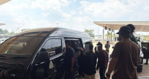 10 INDIVIDU DITAHAN TERMASUK PEGAWAI KANAN IMIGRESEN DI BUKIT KAYU HITAM