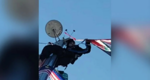 AKSI BERANI ARDELL ARYANA DIPUJI NETIZEN