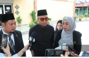 KES PENGESAHAN LAFAZ RUJUK ADIRA, DATUK RED BERSAMBUNG 25 JUN