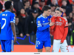 FIFA PERKENAL KAD MERAH ISU PERKAUMAN