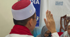 SIAPA SANGKA BOLEH JADI HAFIZ AL-QURAN WALAUPUN BERADA DI SEBALIK TIRAI BESI