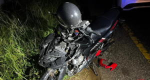PEMANDU LORI MAUT DIREMPUH MOTOSIKAL KETIKA MELINTAS JALAN