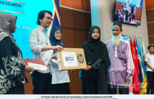 LEBIH RM3 JUTA DISALUR KEPADA PELAJAR CEMERLANG SPM eKASIH KELANTAN