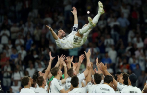 REAL MADRID TAMATKAN MUSIM DENGAN KEMENANGAN AKSI TERAKHIR CARVAJAL