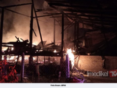 RUMAH MUSNAH 80 PERATUS DALAM KEBAKARAN DI MACHANG