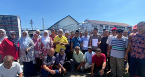 UCAPAN KONTROVERSI NIK MUHAMMAD ZAWAWI CETUS KEMARAHAN, LAPORAN POLIS DIBUAT BN-PH PASIR PUTEH