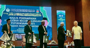 KERAJAAN KELANTAN SALUR RM747,000 SUMBANGAN KECEMERLANGAN KEPADA 1,494 PELAJAR SPM, STPM DAN STAM