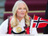 PUTERI MAHKOTA NORWAY METTE-MARIT TERIMA PARU-PARU BAHARU