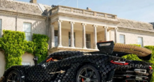 BINA KERETA SPORT GUNA 328,000 LEGO, CIPTA REKOD KELAJUAN BAHARU