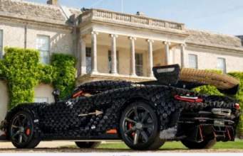 BINA KERETA SPORT GUNA 328,000 LEGO, CIPTA REKOD KELAJUAN BAHARU