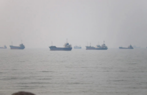2 KAPAL MELETUP LANGGAR PERIUK API DI SELAT HORMUZ – IRGC