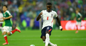 ENGLAND RESAH GUEHI CEDERA, RICE DISERANG VIRUS