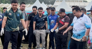 TIGA PENYU DIPASANG ALAT PENJEJAK SATELIT