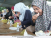 PERTANDINGAN DURIAN KAMPUNG PREMIUM, PILIH BUAH TERBAIK