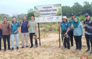 200 POKOK DITANAM KUKUHKAN TEBING SUNGAI PAHANG