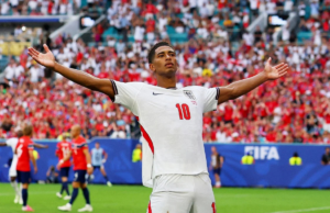 DUA GOL BELLINGHAM HANCURKAN NORWAY
