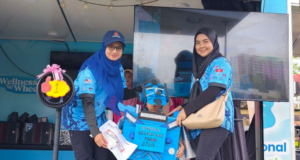 SEMANGAT SI CILIK BERKOSTUM ROBOT CURI TUMPUAN, RAIH JOHAN FUN WALK EDU FUN MADANI