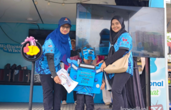 SEMANGAT SI CILIK BERKOSTUM ROBOT CURI TUMPUAN, RAIH JOHAN FUN WALK EDU FUN MADANI