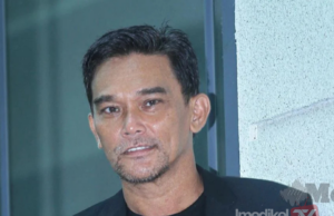 AZHAN RANI NAFI SOMBONG, ANGGAP IA HARGA BERGELAR ARTIS