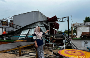 RIBUT ROSAKKAN KEDAI MAKAN, PENIAGA RUGI HAMPIR RM100,000