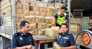KPDN GAGALKAN CUBAAN SELUDUP 17.6 TAN MINYAK MASAK KE THAILAND
