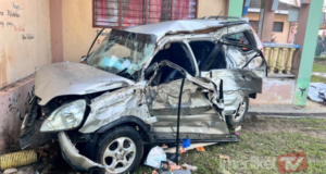 DUA WANITA WARGA INDONESIA MAUT, KERETA TERBABAS REMPUH PAGAR SEKOLAH